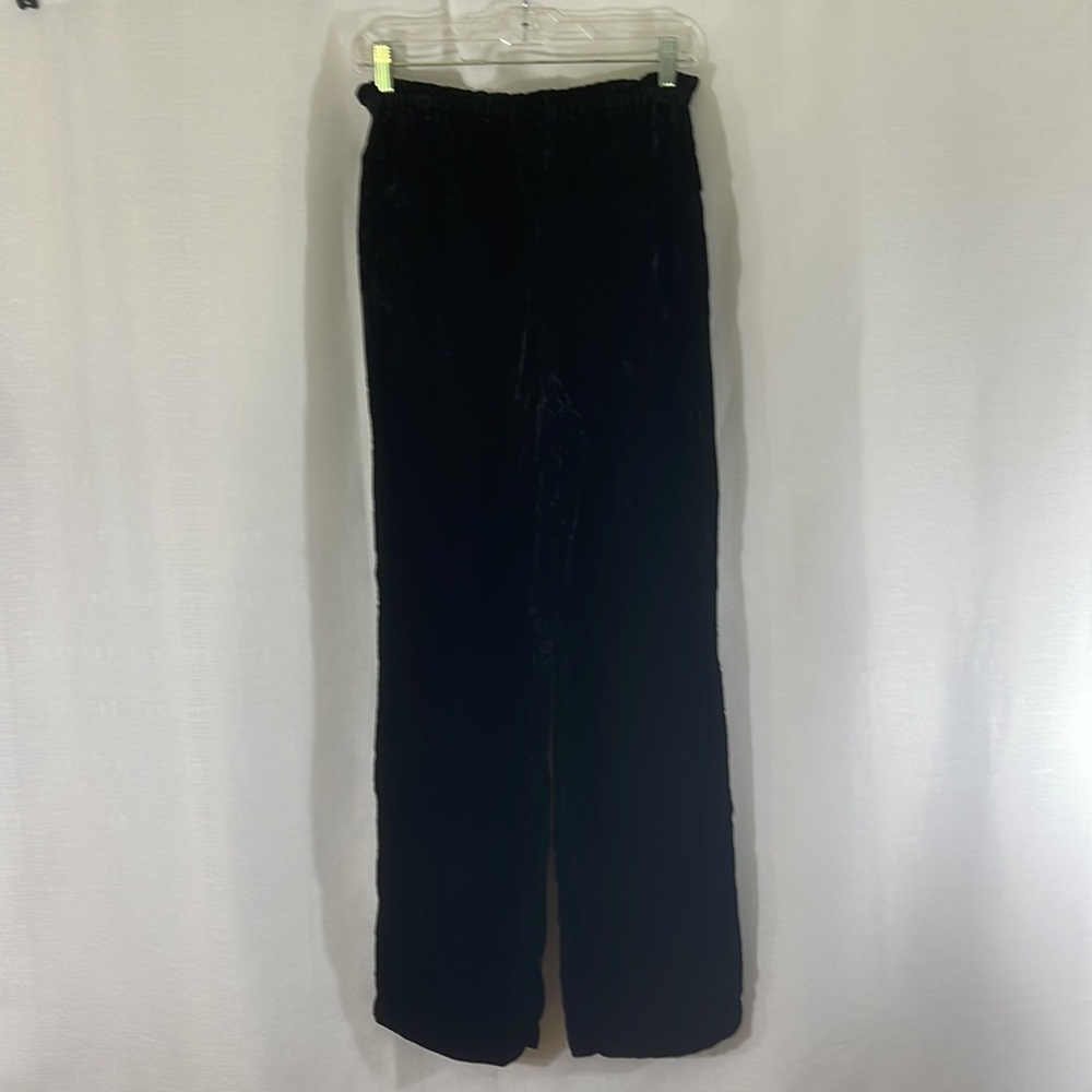 611 10/$50ππ»ββοΈ J. Jill Rayon Velvet Black Slacks - Picture 6 of 16